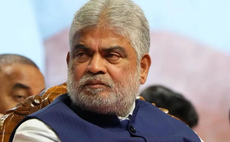 Telangana-Speaker-Legal-Not.jpg