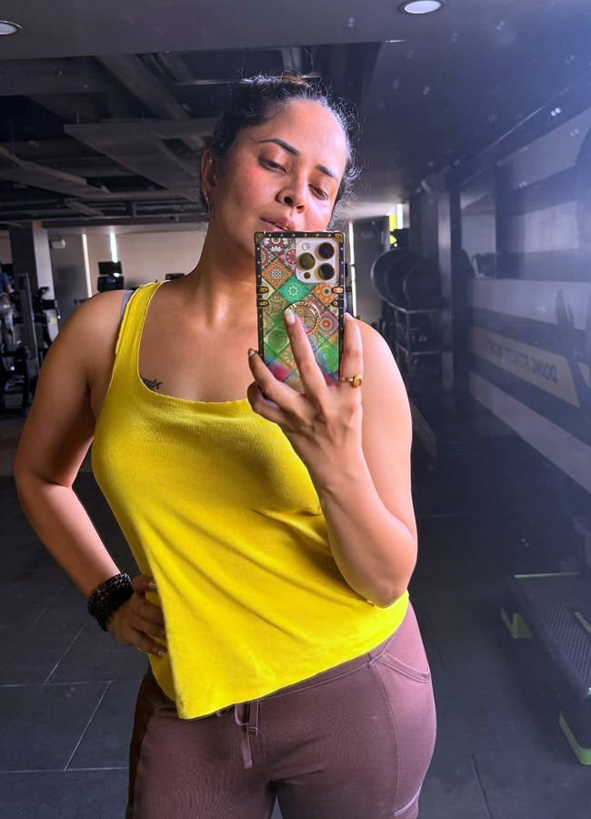 anasuya5.jpg 6