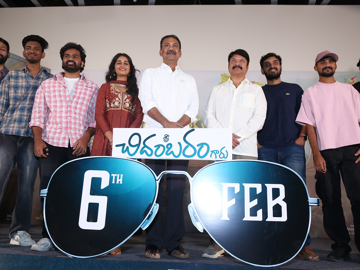 Sri_20Chidambaram_20Garu_20Movie_20Press_20Meet_20Photos__20_289_29.jpg 9