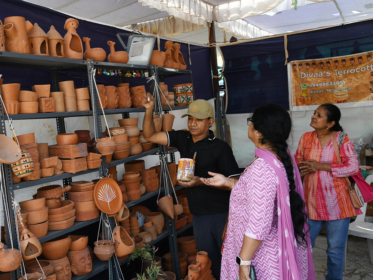 Nursery_20Mela_20At_20Hyderabad_20IMAX_20Grounds_20Showcases_20Wide_20__20_289_29.jpg 9