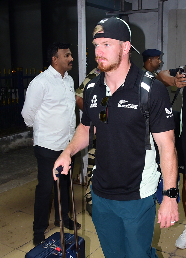 India_20and_20New_20Zealand_20_20fourth_20T20_20cricket_20match_20in_20Visakhapatnam__20_2814_29.jpg 14