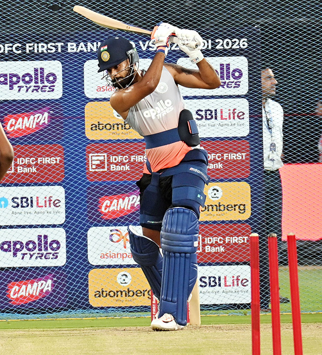 India_20and_20New_20Zealand_20_20fourth_20T20_20cricket_20match_20in_20Visakhapatnam__20_287_29.jpg 7