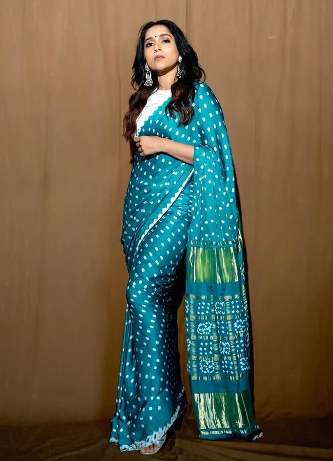 Rashmi_20gautham10.jpg 11
