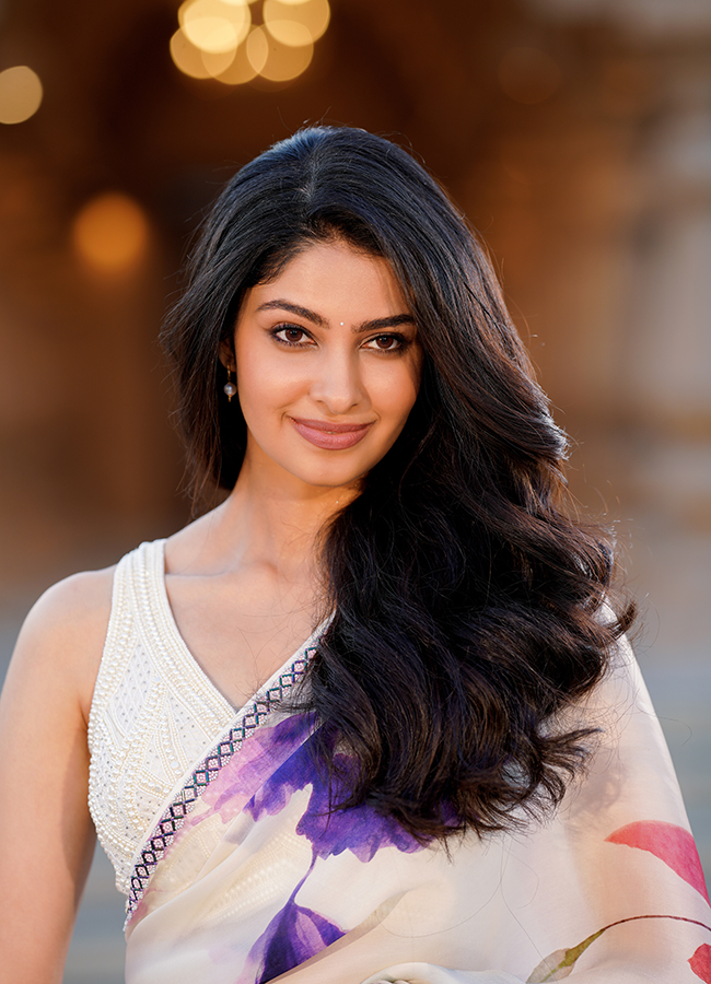 Actress_20Manasa_20Varanasi_20HD_20Latest_20Photos__20_2812_29.jpg 12