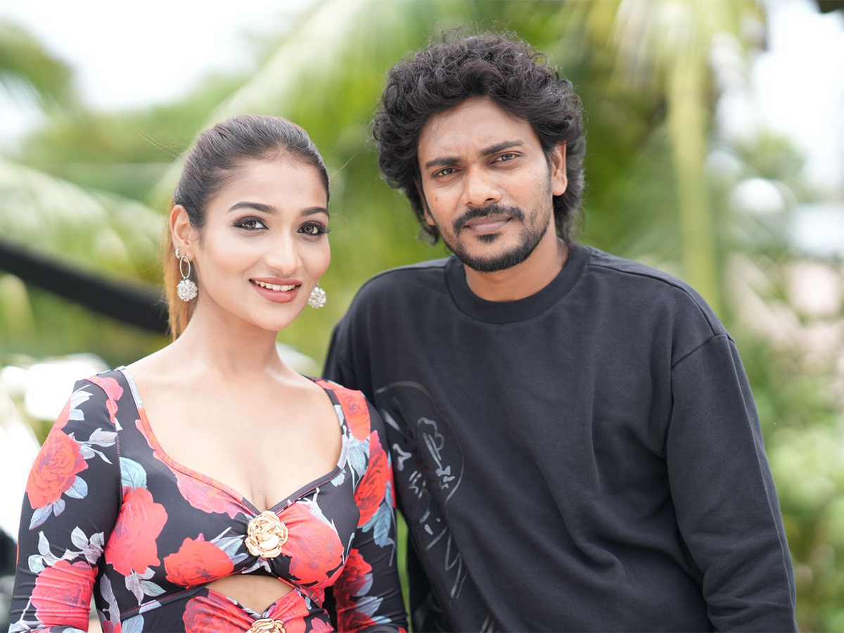Hreem_20Movie_20HD_20Stills__20_286_29.jpg 6