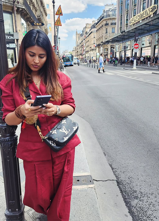 Actress_20Sneha_20in_20Paris_20Viral_20Photos__20_289_29.jpg 9