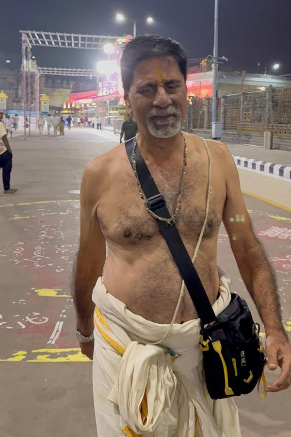 Former_20India_20Cricketer_20K_20Srikkanth_20Offers_20Prayers_20At_20Tirumala_20Temple_20In_20Tirupati_20Photos_20_286_29.jpg 7