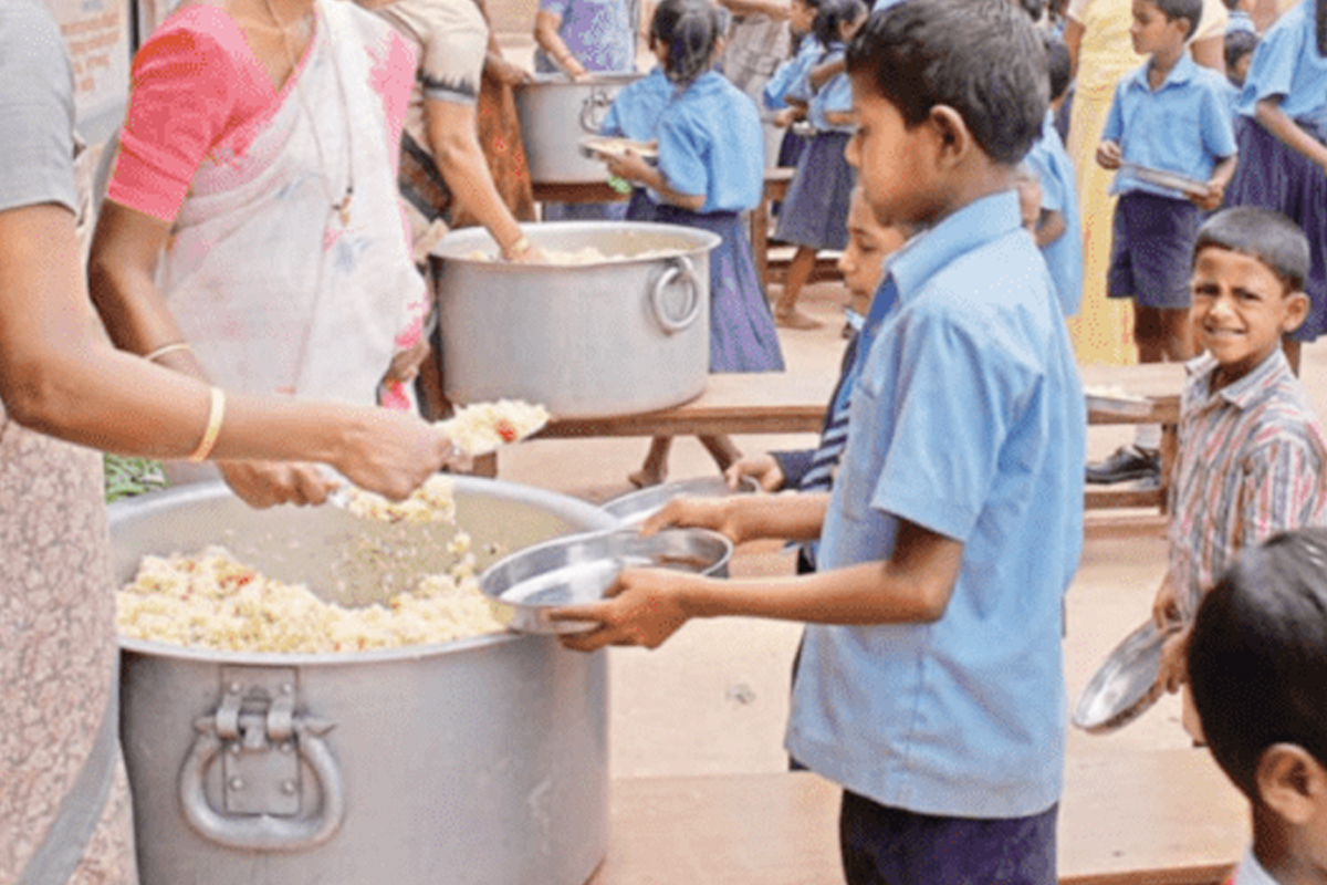 Midday_Meals_Sangareddy.jpg