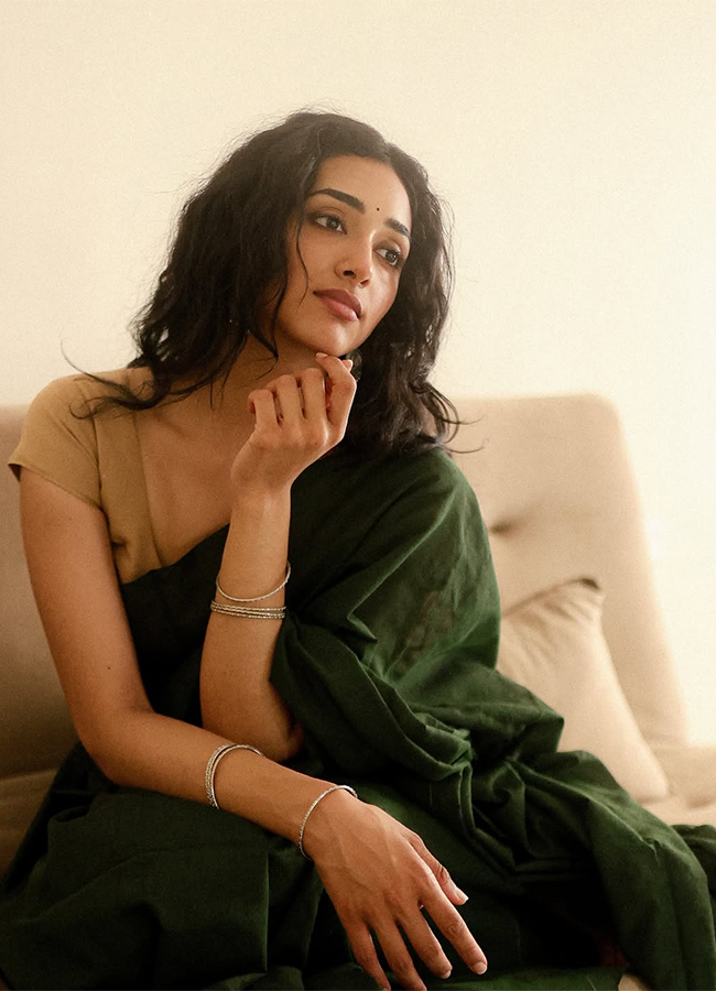 Tollywood_20Actress_20Preity_20Mukhundhan_20HD_20Photos__20_289_29.jpg 9