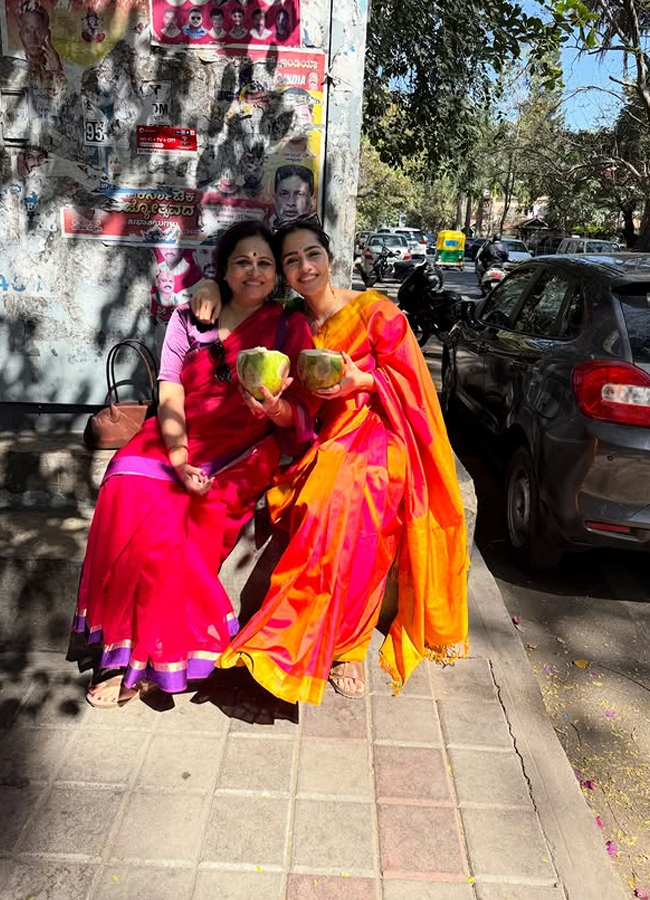 Rukmini_20vasanth11.jpg 12