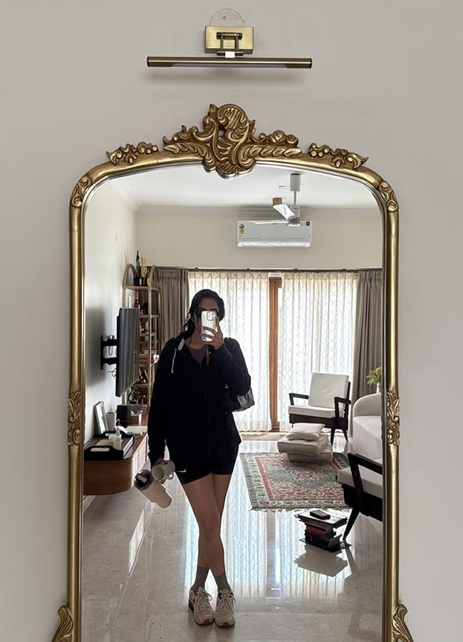Rukmini_20vasanth15.jpg 16