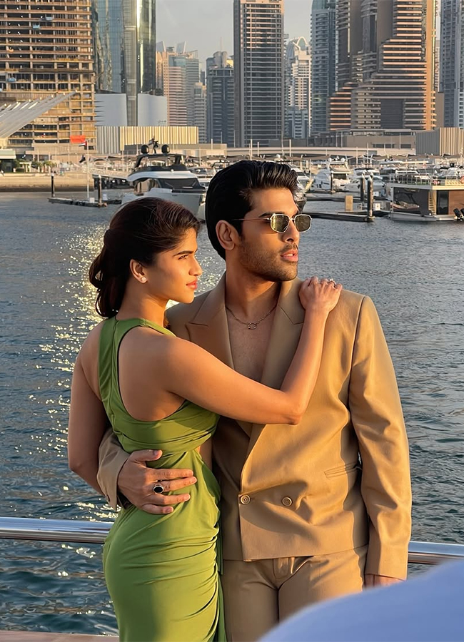 Allu_20Sirish_20Bachelor_20Party_20unseen_20Moments_20Viral_20Photos__20_283_29.jpg 3