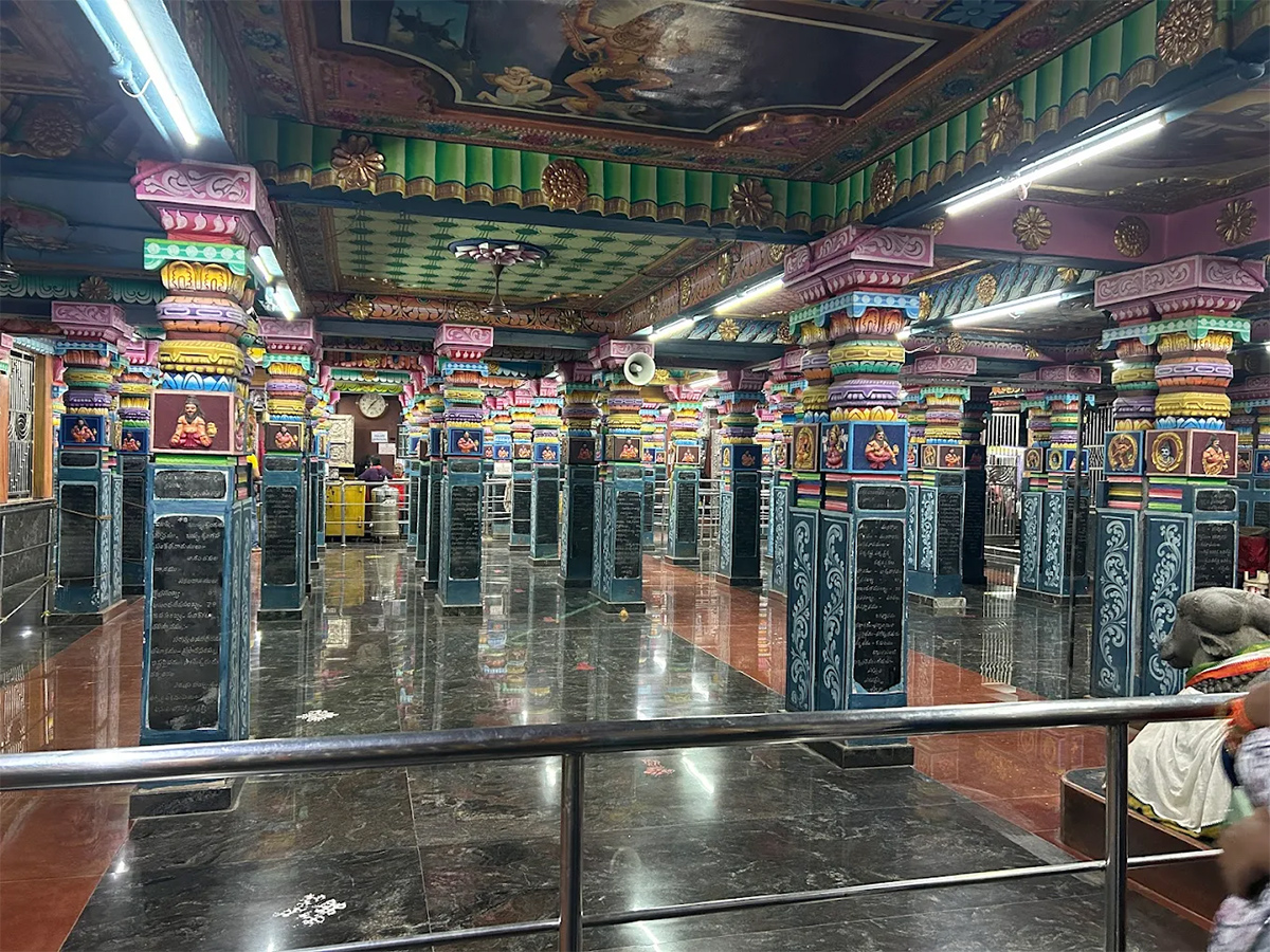 Sri_20Vasavi_20kanyaka_20parameswari_20temple_20Penugonda__20_289_29.jpg 9