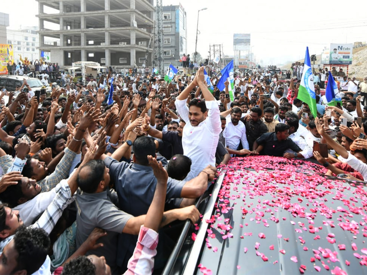 YS_20Jagan_20Guntur_20Tour_20in_20Ambati_20Rambabu_20__20_281_29.jpg 1