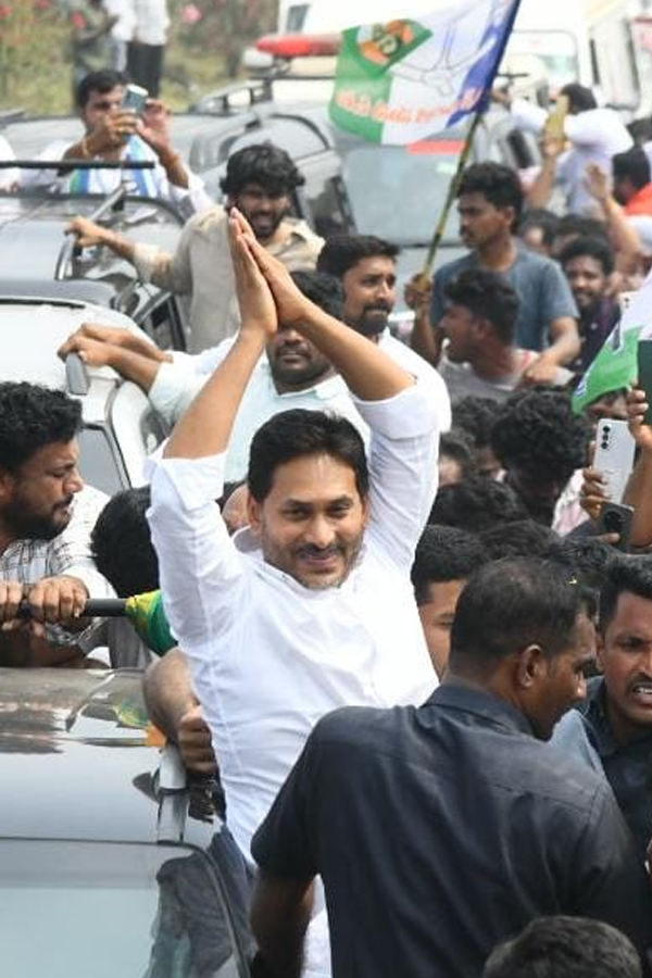 YS_20Jagan_20Guntur_20Tour_20in_20Ambati_20Rambabu_25_20_286_29.jpg 16