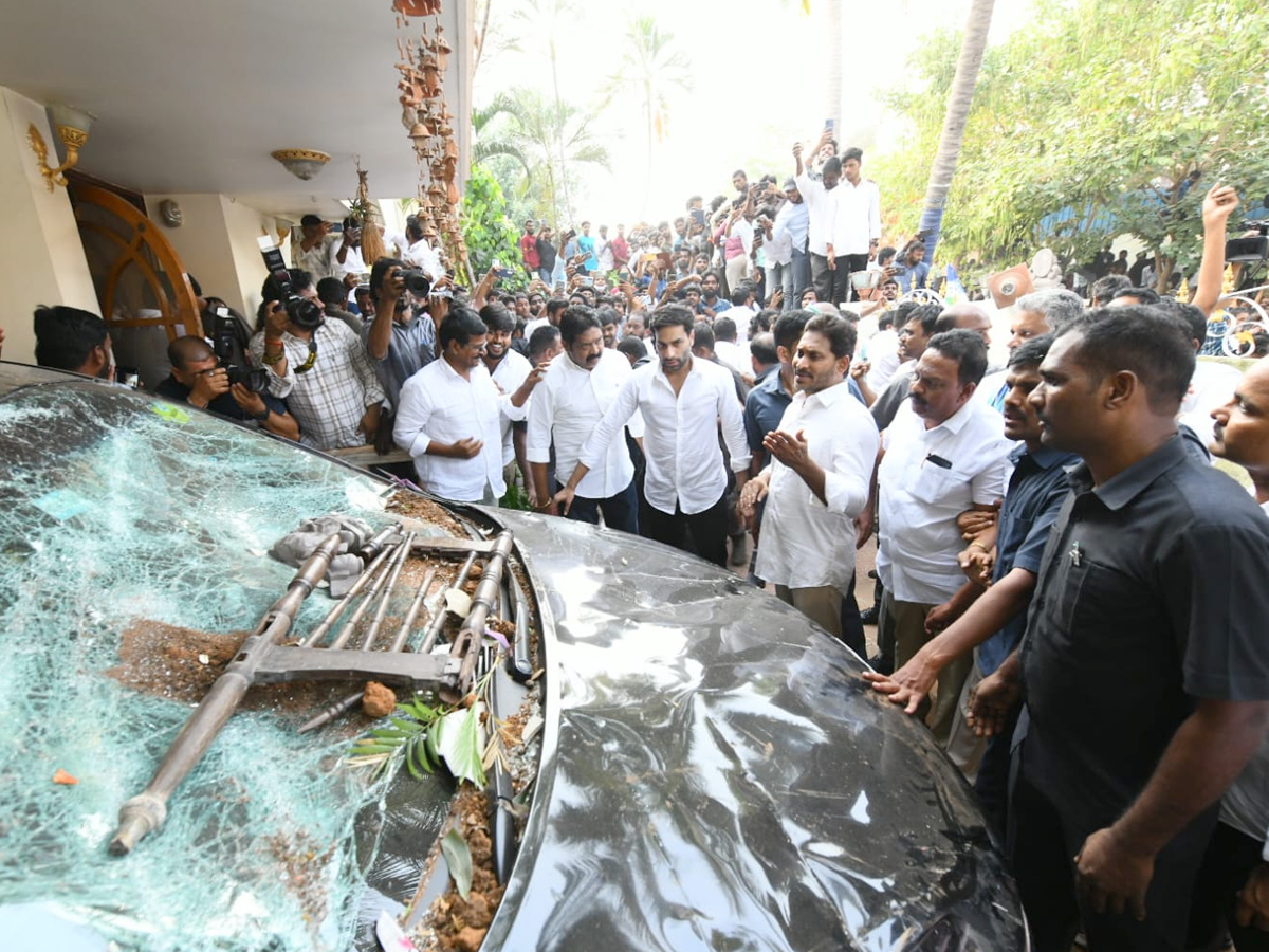 YS_20Jagan_20Visit_20Ambati_20Rambabu_20House_20PHotos_20_281_29_0.jpg 9