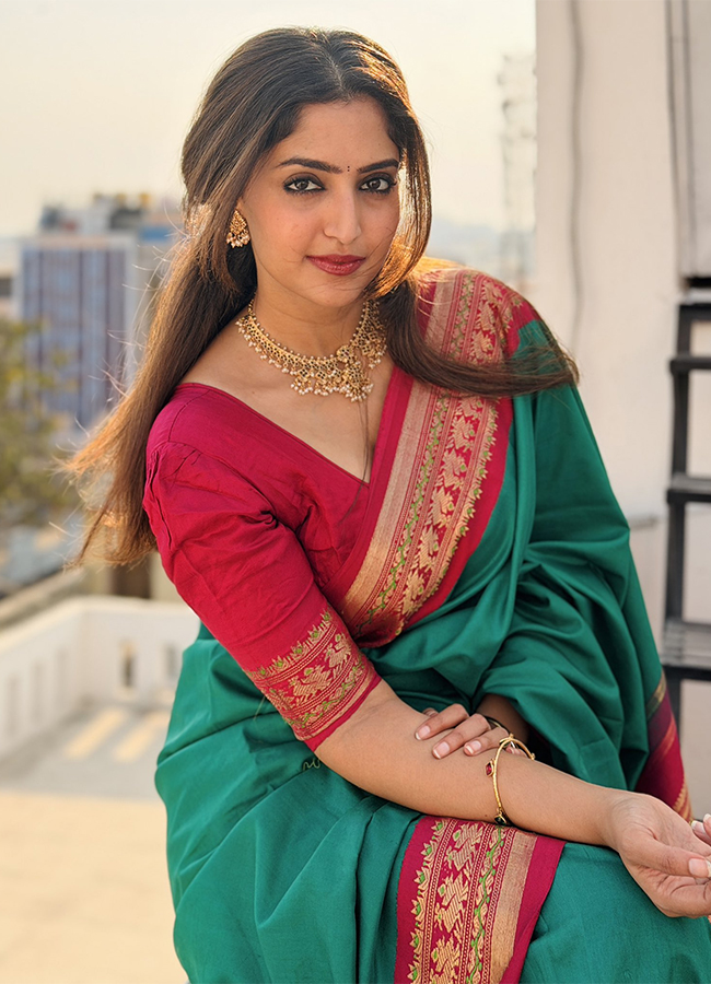 Tollywood_20Actress_20Reba_20Monica_20John_20HD_20Photos__20_283_29.jpg 3