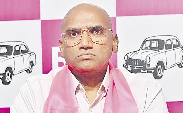 PRAVEEN-KUMAR-2.jpg