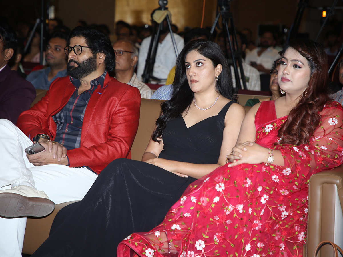 Amaravathiki_20Aahwanam_20Movie_20Pre_20Release_20Event_20Photos__20_2813_29.jpg 13