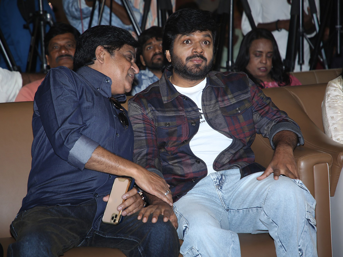 Sampradayini_20Suppini_20Suddapoosani_20Trailer_20Launch_20Event__20_2812_29.jpg 12