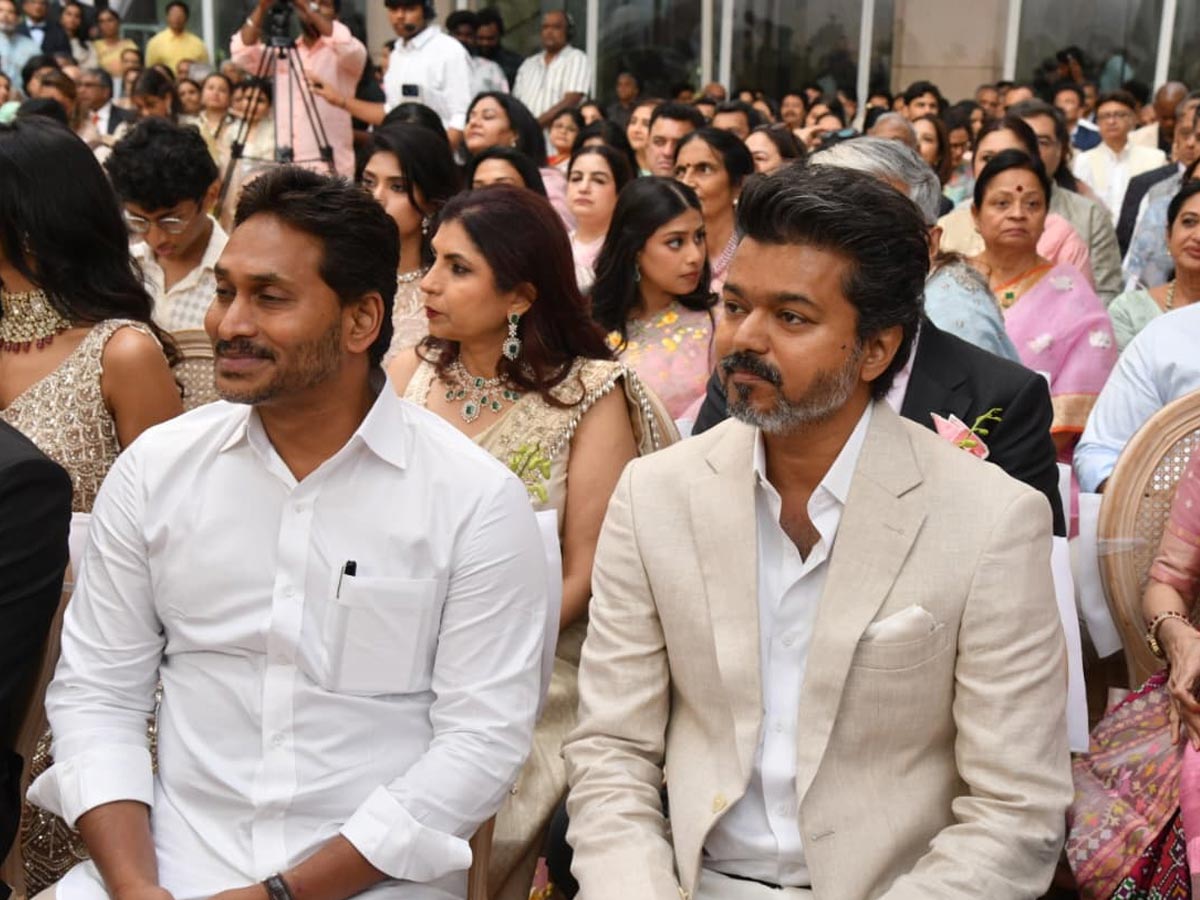 YS-Jagan_Vijay1.jpg 1