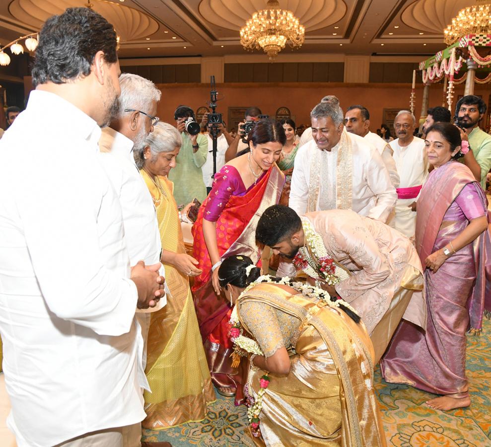 YS_20Jagan_20Attends_20Marriage_20At_20Chennai_20Hero_20Surya_20and_20Karthi_20__20_286_29.jpg 6