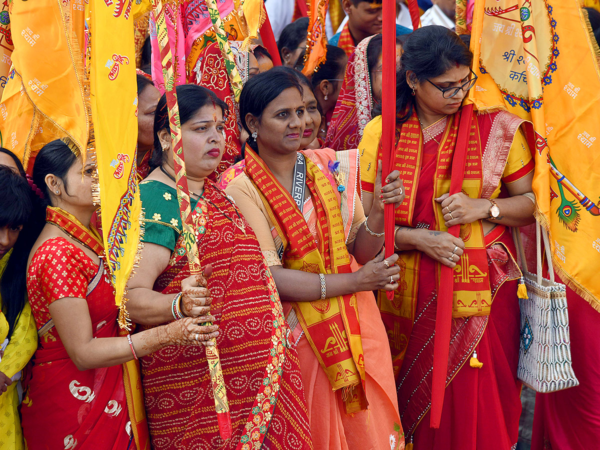 Rath_20Yatra_20organized_20under_20the_20auspices_20of_20Shri_20Shyam_20Mandir_20Seva_20Samiti__20_2818_29.jpg 18