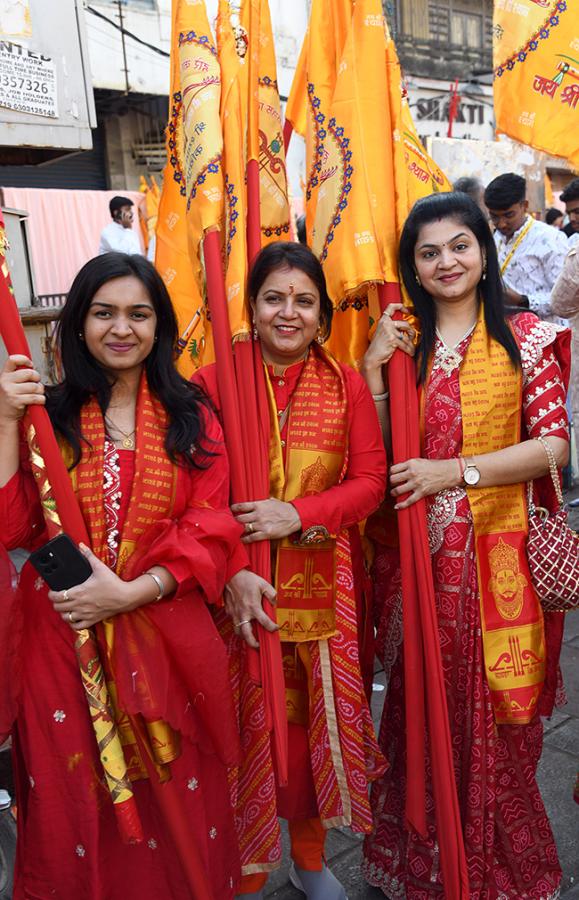 Rath_20Yatra_20organized_20under_20the_20auspices_20of_20Shri_20Shyam_20Mandir_20Seva_20Samiti__20_285_29.jpg 5