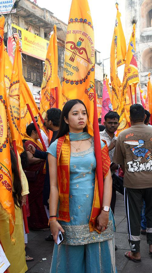 Rath_20Yatra_20organized_20under_20the_20auspices_20of_20Shri_20Shyam_20Mandir_20Seva_20Samiti__20_286_29.jpg 6
