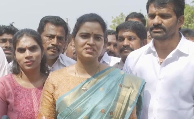 Vidadala_Rajini_Nellore.jpg