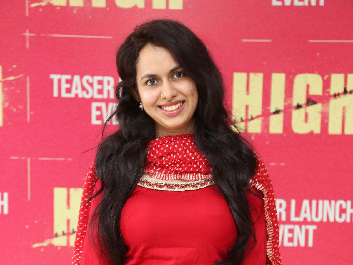 HIGH_20Movie_20Teaser_20Launch_20Event_20HD_20Photos__20_2810_29.jpg 10