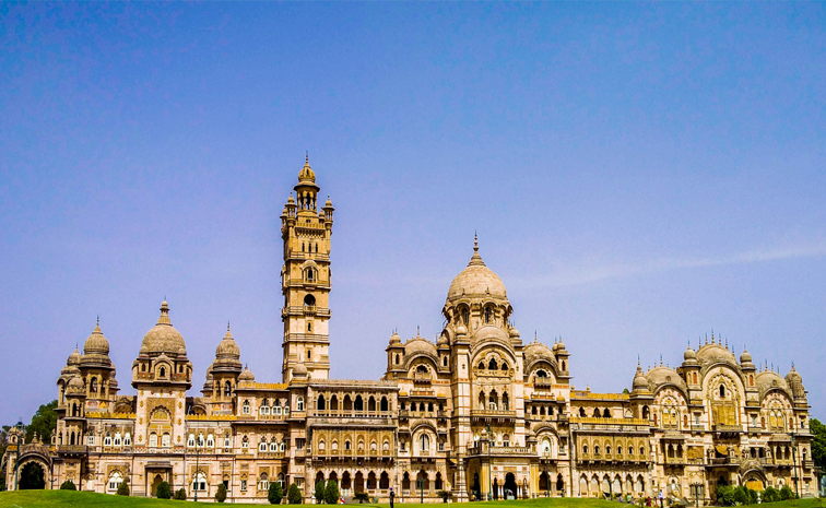 laxmi_20vilas_20palace.jpg