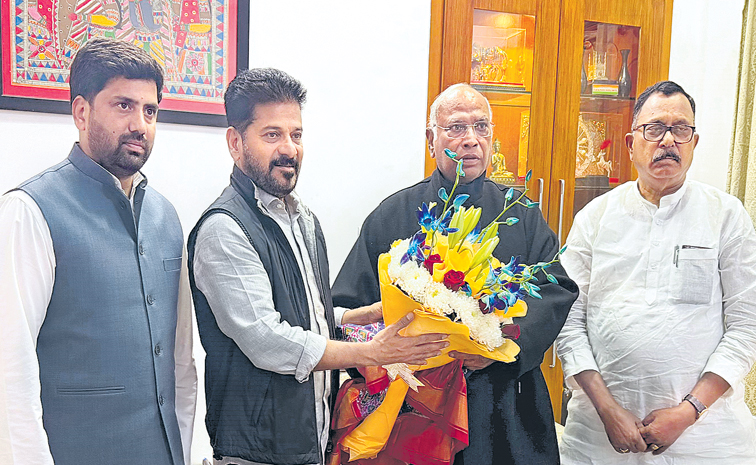 CM-KHARGE.jpg