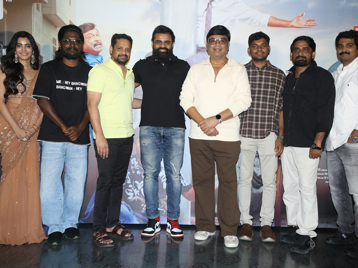 Hey_20Bhagawan_20Movie_20Official_20Trailer_20Lanch_20HD_20Photos__20_2810_29.jpg 10