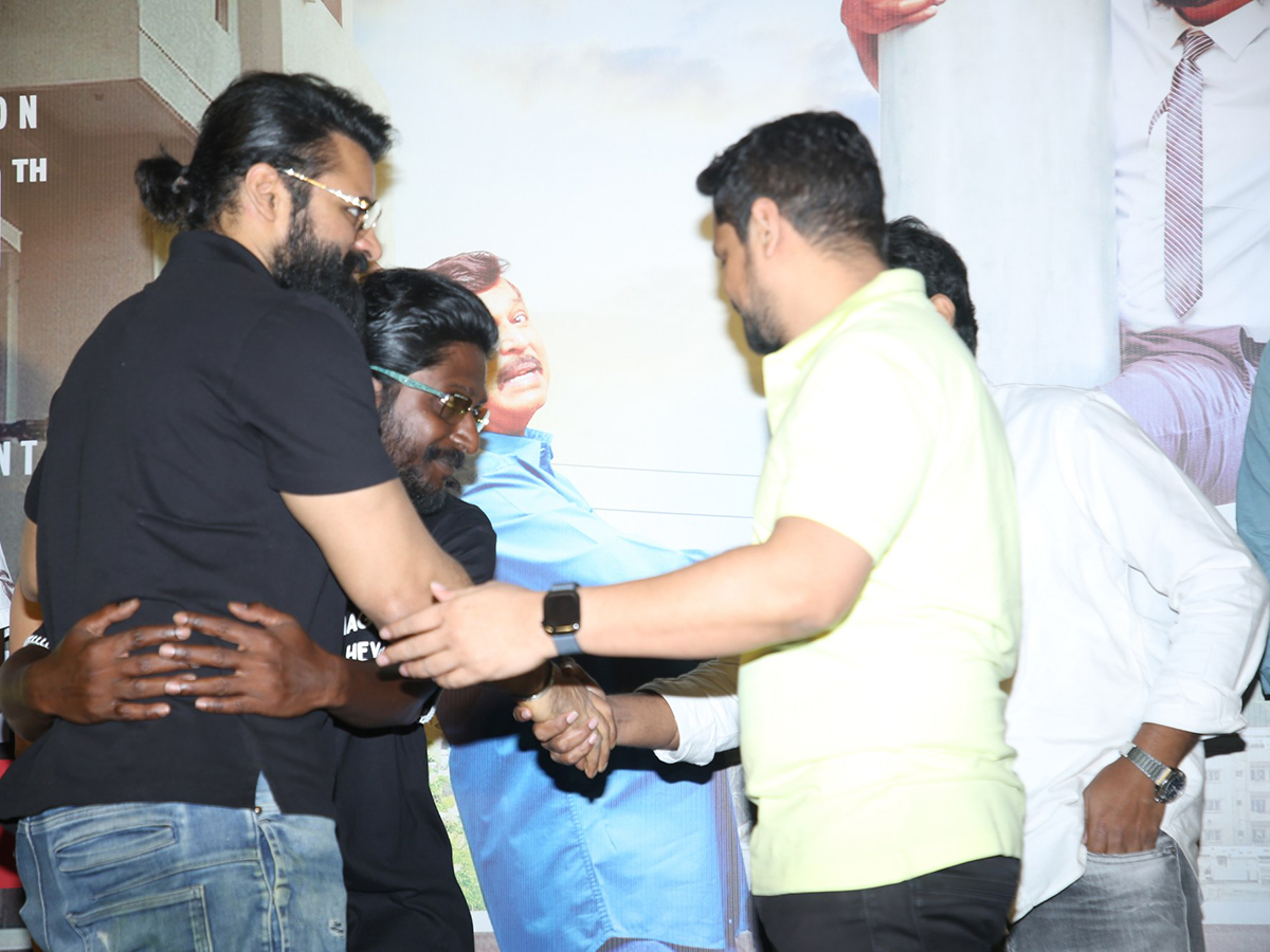 Hey_20Bhagawan_20Movie_20Official_20Trailer_20Lanch_20HD_20Photos__20_282_29.jpg 2