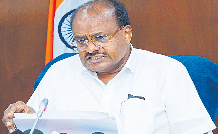 KUMARASWAMY.jpg