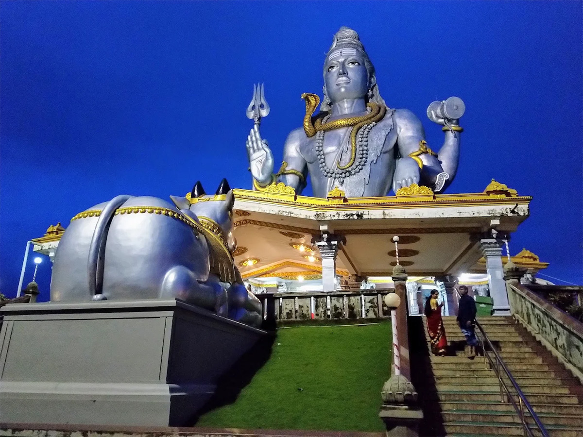 Maha_20Shivaratri_202026_20_20Shri_20Murudeshwara_20Shiva_20Temple_20HD_20Photos__20_2810_29.jpg 10