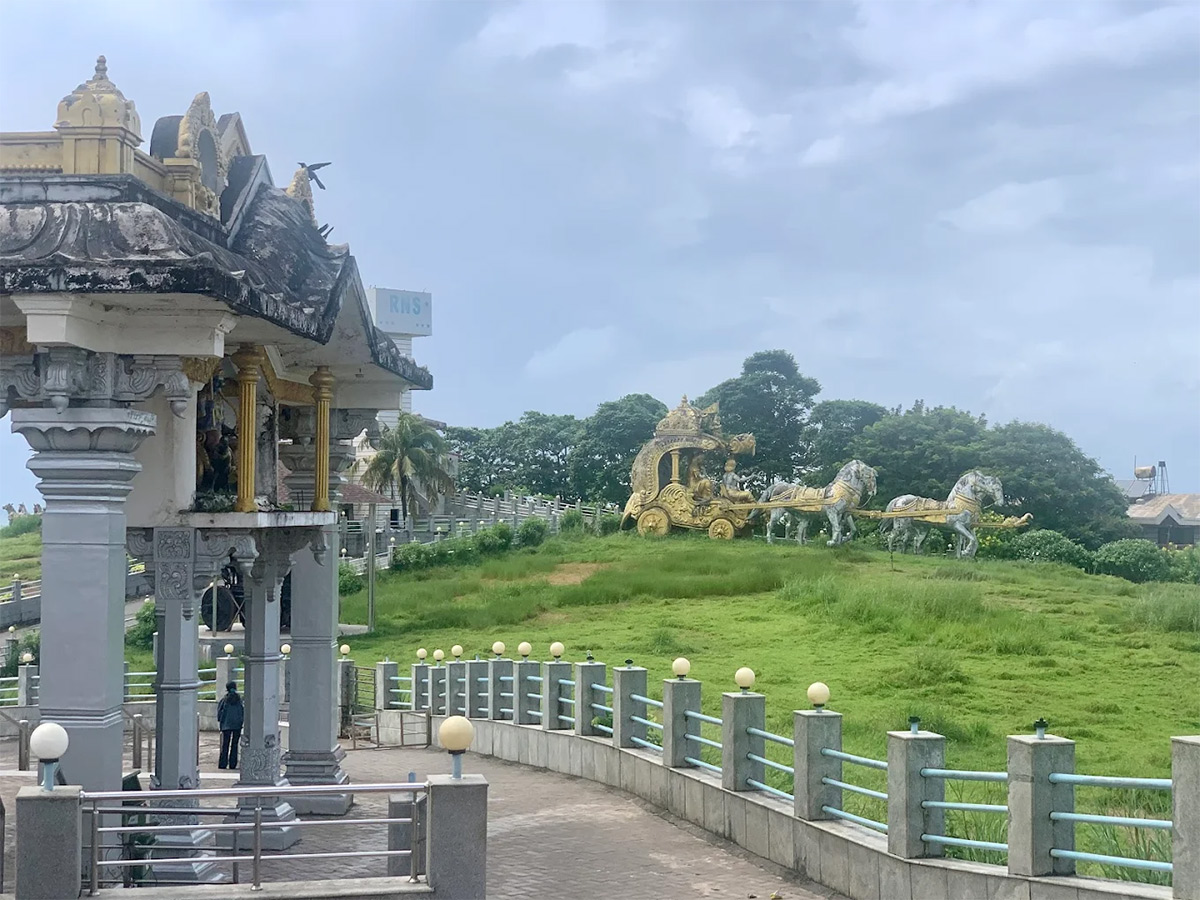 Maha_20Shivaratri_202026_20_20Shri_20Murudeshwara_20Shiva_20Temple_20HD_20Photos__20_2818_29.jpg 18