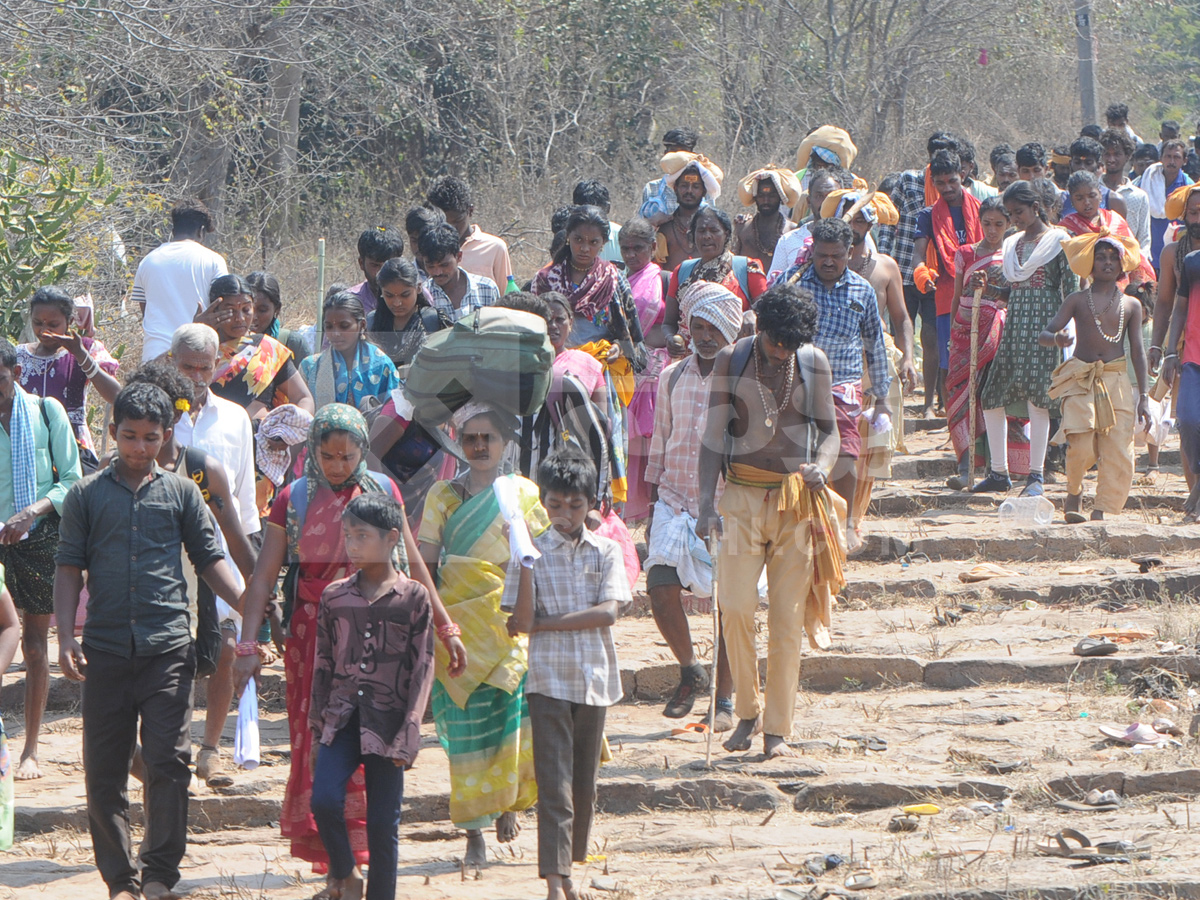 Shiva_20Devotees_20Walking_20To_20Srisailam_20Photos_20_2817_29.jpg 17