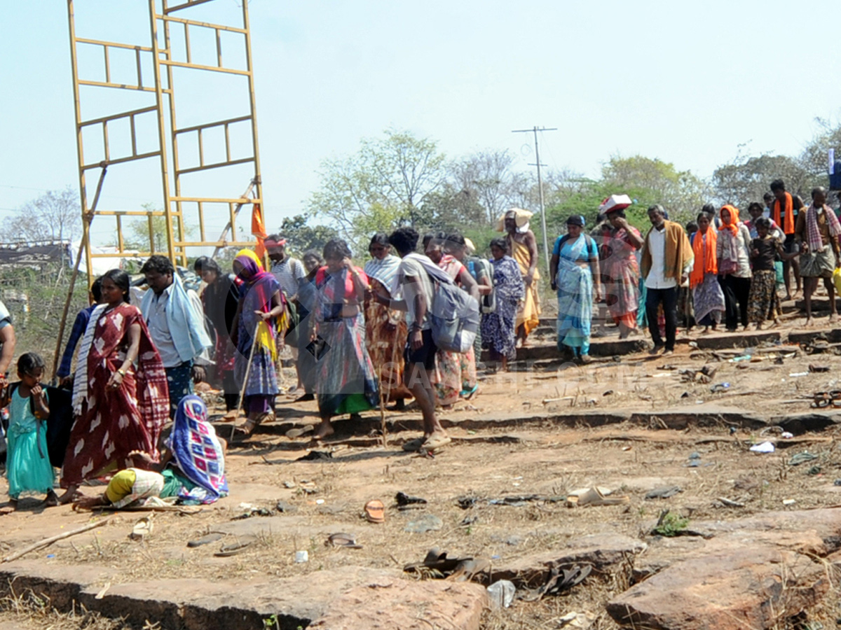 Shiva_20Devotees_20Walking_20To_20Srisailam_20Photos_20_284_29.jpg 5