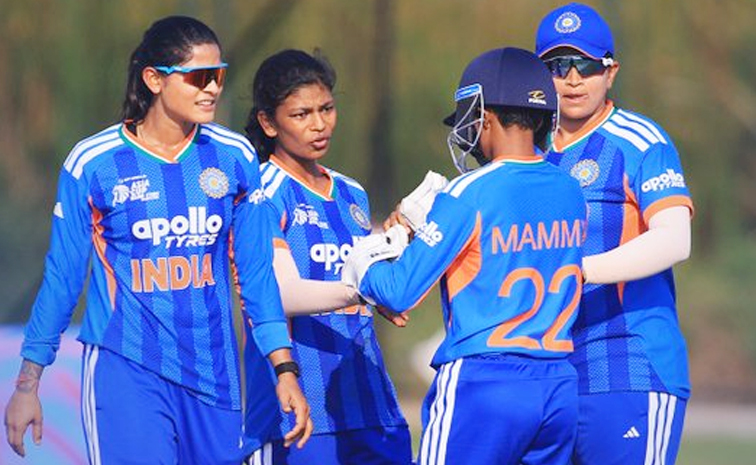 indiawomen.jpg