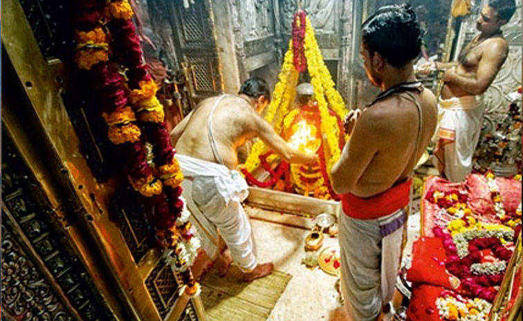 abhishekam.jpg