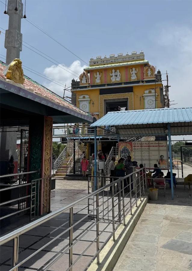 Gantala_20Shanaichara_20Swamy_20Temple_20Madanapalle_20HD_20Photos__20_2812_29.jpg 12