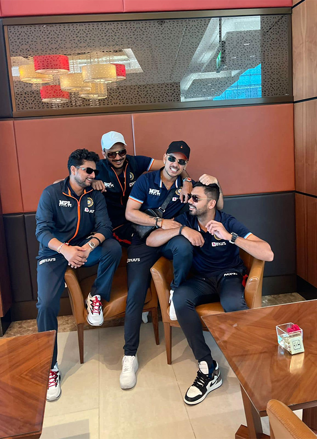 INDvsPAK_20Match_202026_20Ishan_20Kishan_20Special_20Photos__20_288_29.jpg 8