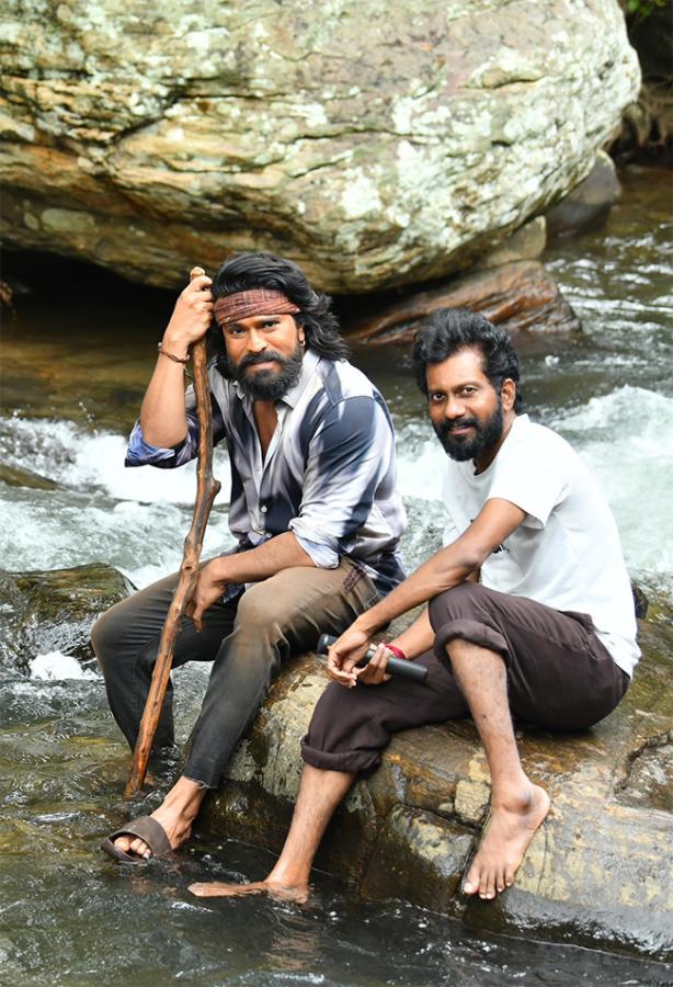 Peddi_20Movie_20Set_1.jpg 13