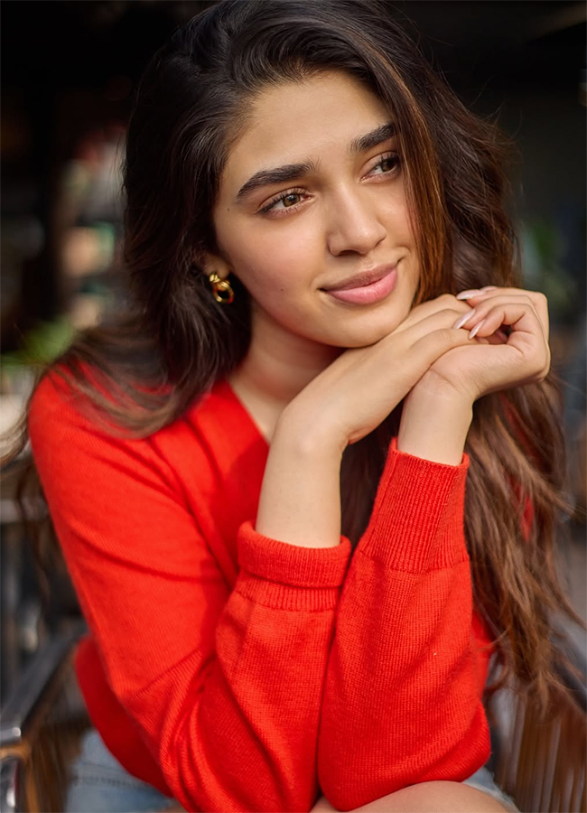 Actress_20Krithi_20Shetty_20Valentines_20Day_20HD_20Viral_20Photos__20_287_29.jpg 7