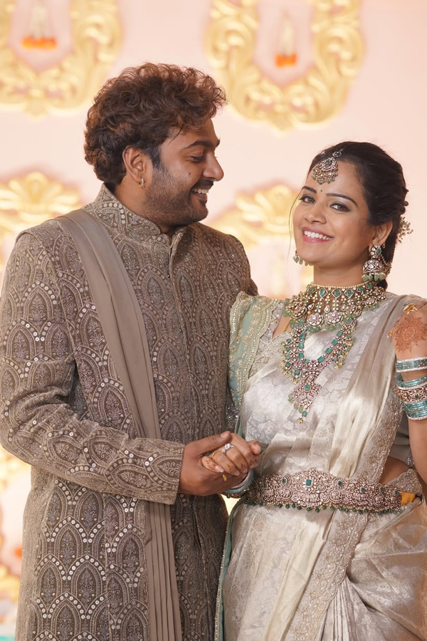 Telugu_20serial_20Beauty_20maheshwari_20Lovely_20moments_20Photos_20_2824_29.jpg 6