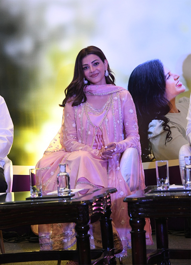Indian_20Actress_20Kajal_20Aggarwal_20At_20Taj_20Krishna_2C_20Hyderabad__20_283_29.jpg 3