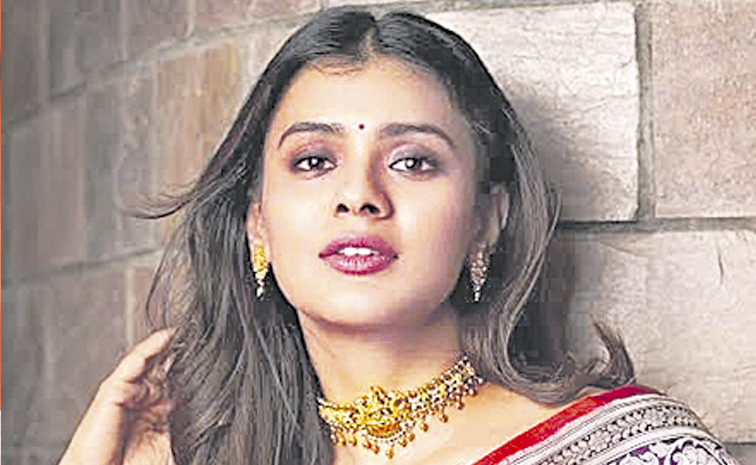 hebba-patel-_282_29.jpg