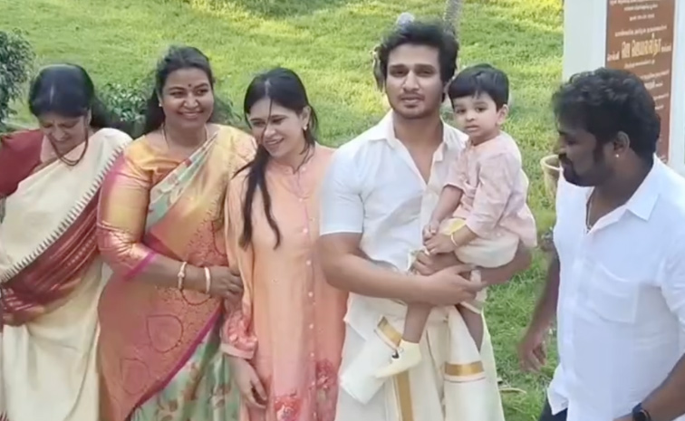 Actor_20Nikhil_20Siddharth_20with_20His_20Son_20And_20Family_20Visited_20Palani_20Murugan_20Temple_20Photos_20_287_29.jpg 8